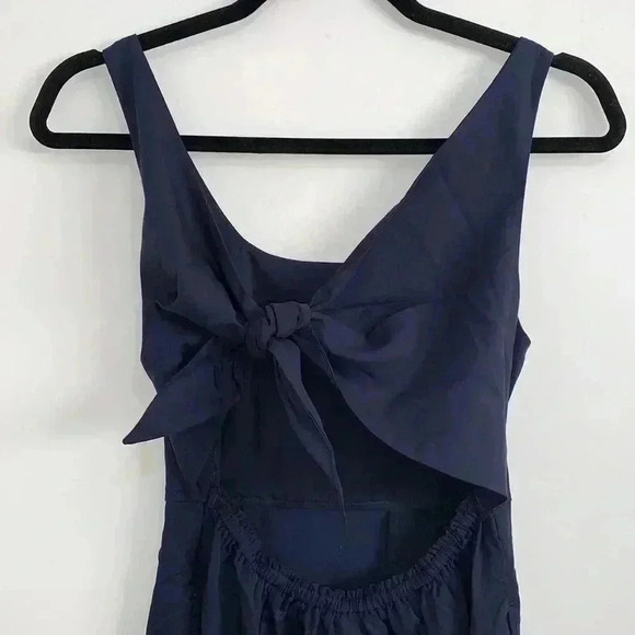 ⭐️Host Pick⭐️ BNWOT Kit And Ace women’s sleeveless midi Dress size 2 in Navy - Picture 4 of 4